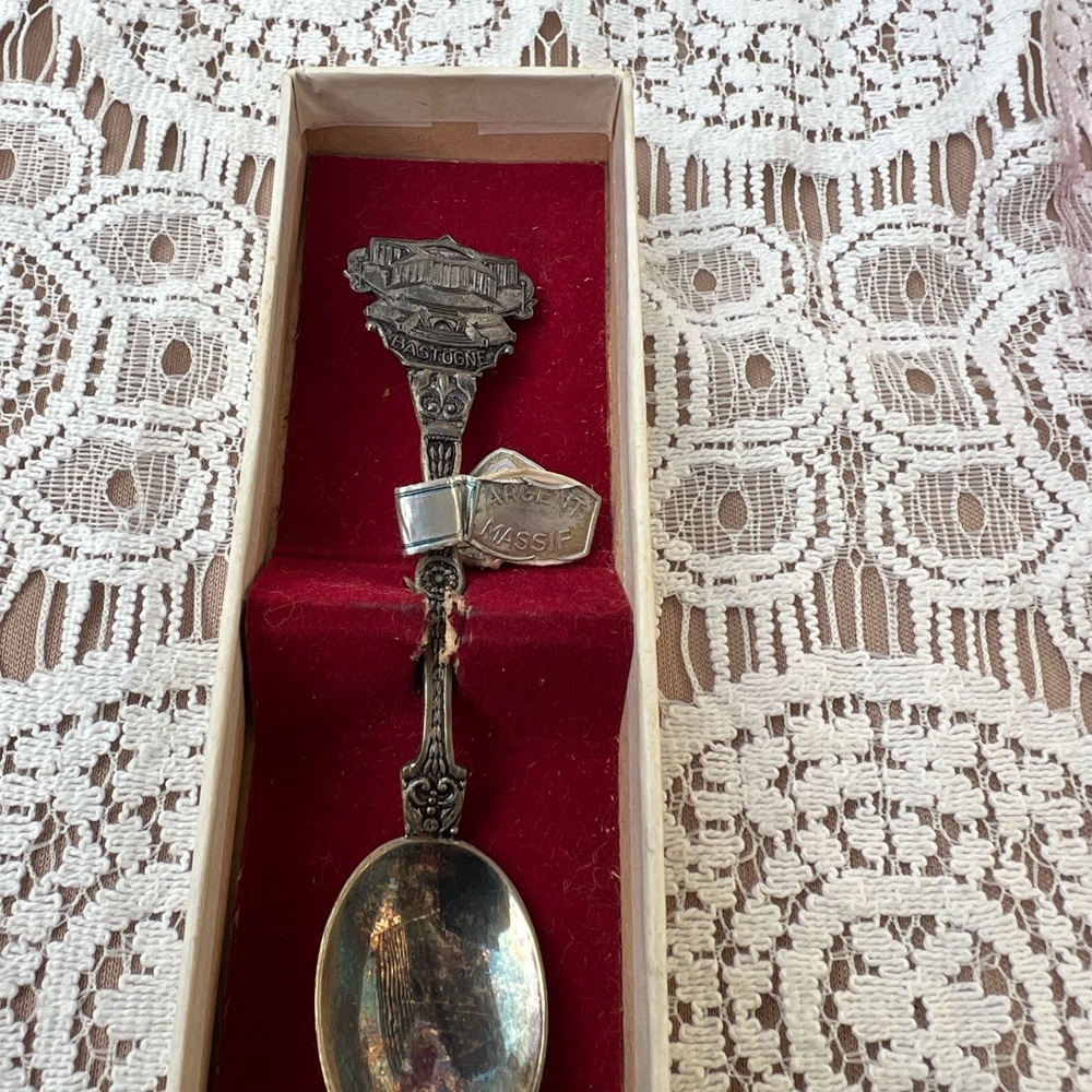 VINTAGE STERLING SILVER BASTOGNE BELGIUM SOUVENIR SPOON